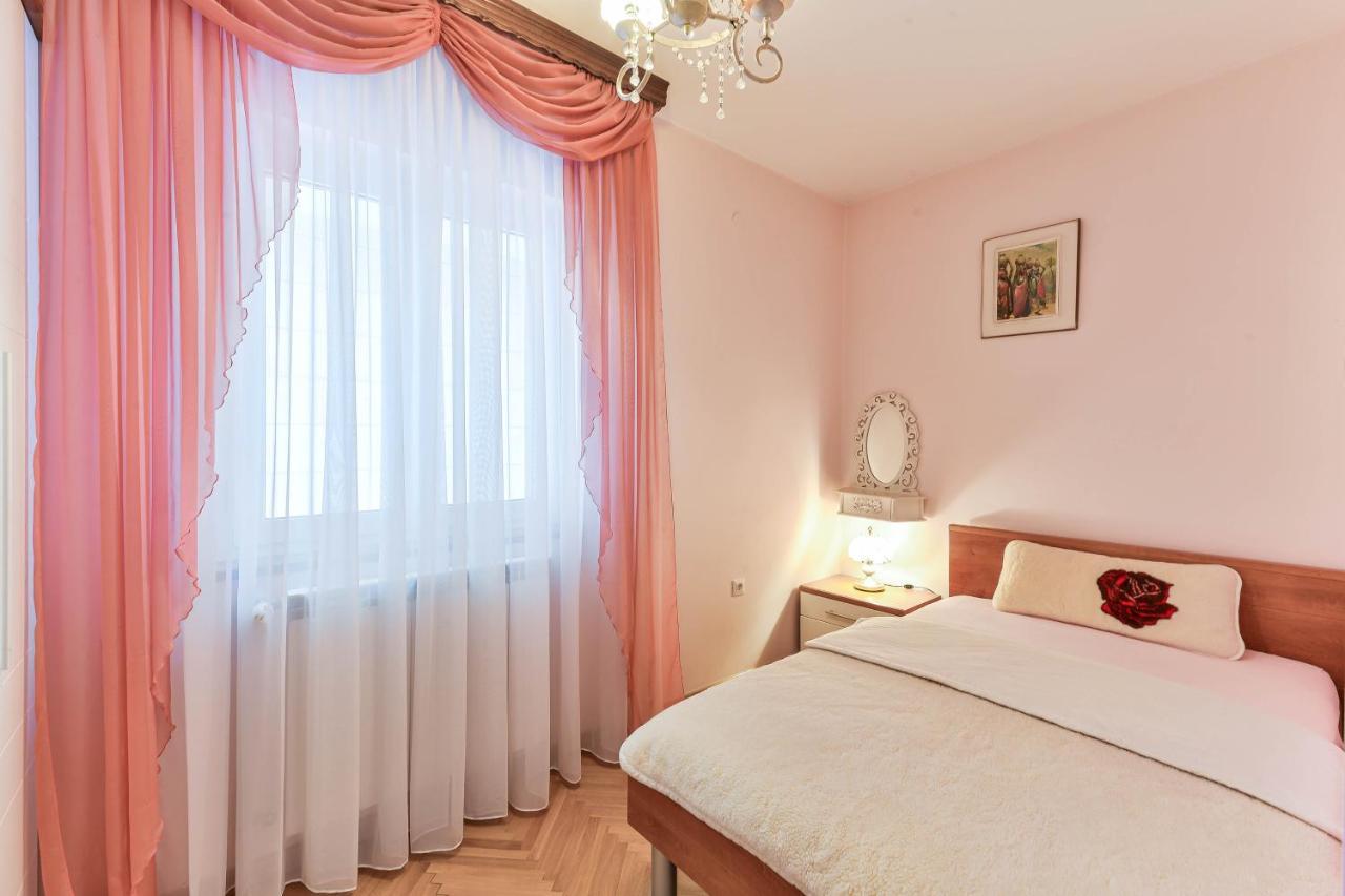 Family Friendly With A Swimming Pool - 16336 Apartment Zadar