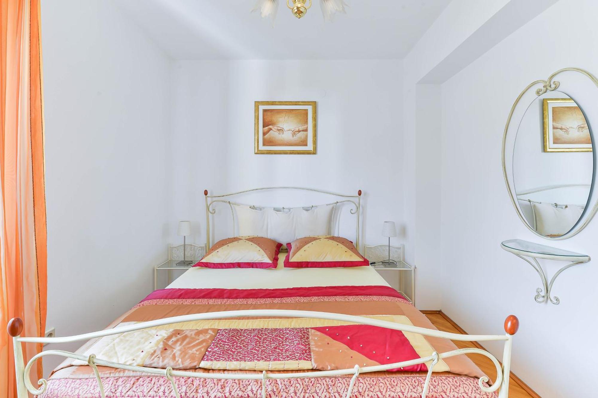 Family Friendly With A Swimming Pool - 16336 Apartment Zadar
